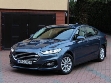 Ford Mondeo 2.0 EcoBlue Titanium 150KM